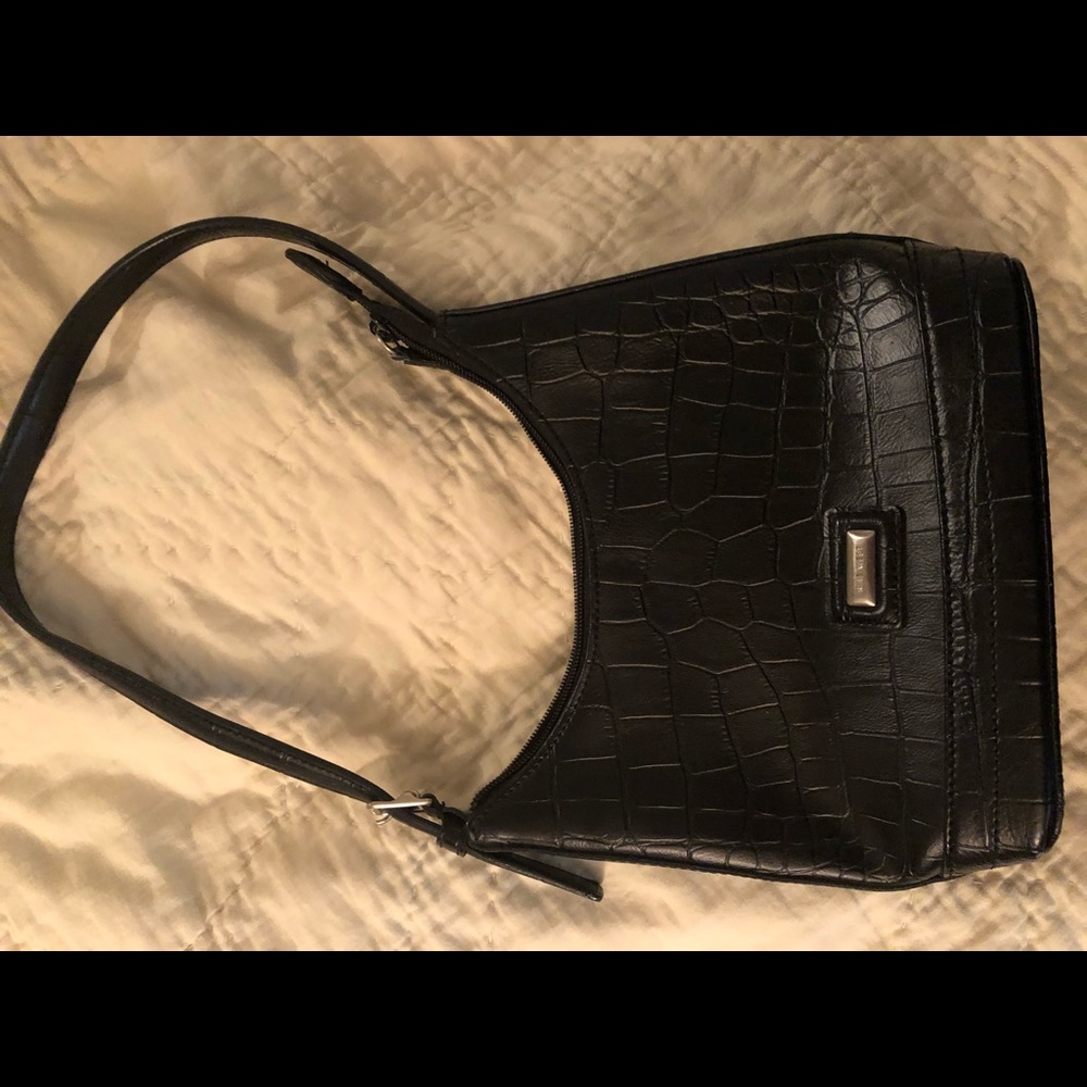 Nine West women’s mini handbag.
